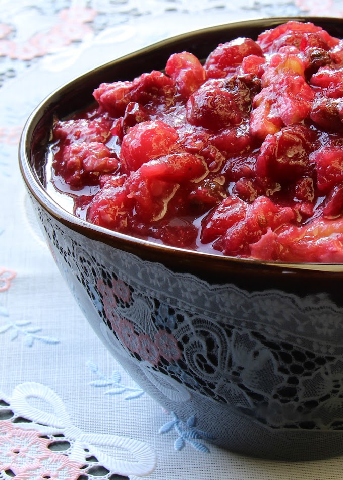 Unique: Cranberry Relish