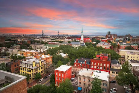 Discover the 10 Best Places to Vacation in the US, Savannah, Georgia