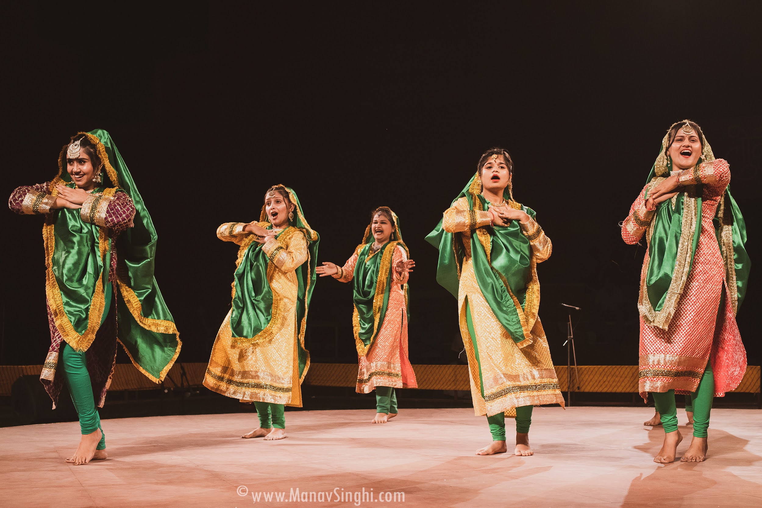 Panjeb Dogri Dance of Jammu at Lokrang Jaipur