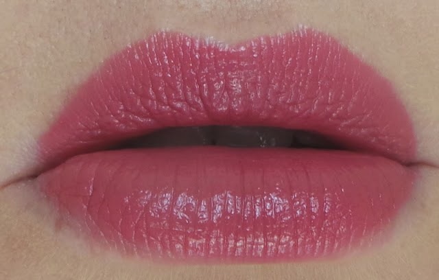 Clinque Pop Lipstick and Primer in 'Plum Pop' review