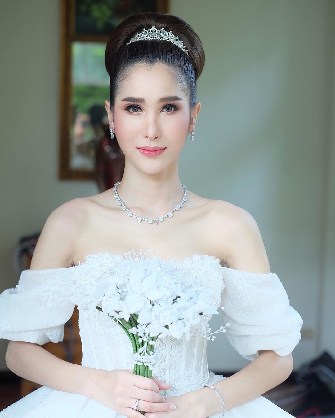 Pimpisa Panupawinchoke – Most Beautiful Thai Transgender Wedding Dresses