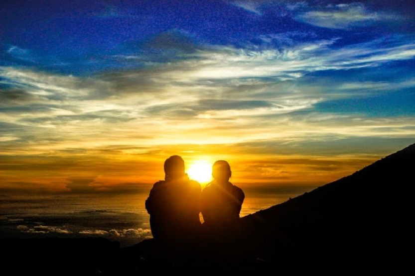 5 Tempat Menakjubkan Untuk Melihat Sunrise di Dieng 