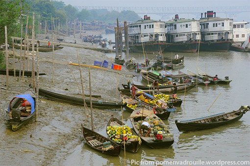 Mawlamyine River Jetty on the thanlyin (salween)