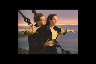 kate winslet titanic drawing with leonardo dicaprio