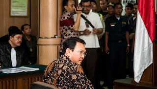 Buni Yani Meminta Hakim Hadirkan Ahok Sebagai Saksi