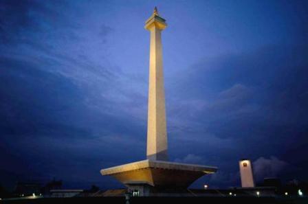 Benarkah Tugu Monas Adalah Lambang Suci Freemasonry 