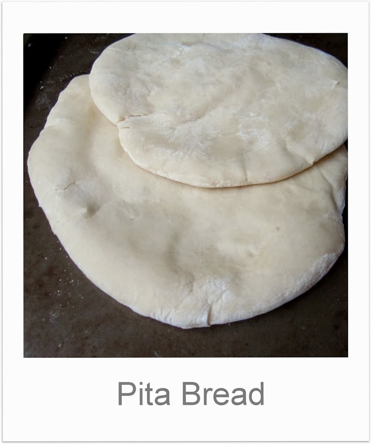 Easy to follow recipe for homemade pita bread