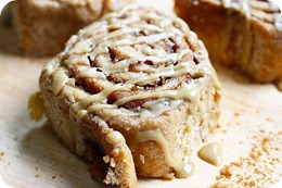 mini cinnamon rolls 6-1
