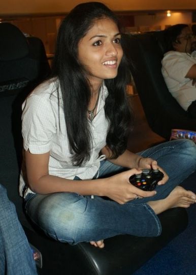 Sunaina in Blur - new-hotindiangirls.blogspot.com
