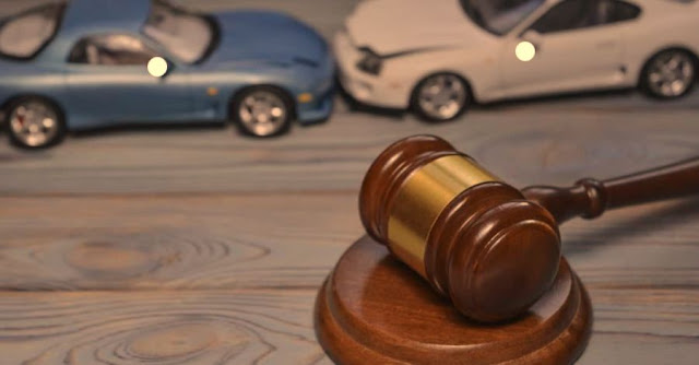 AUTO ACCIDENT ATTORNEY,  What Does an Auto Accident Attorney Do, Auto Accident lawyer. Auto accident Lawyer USA