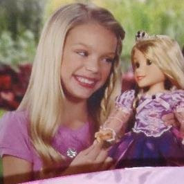 Kaylyn Slevin, NAM, NAmiss, toys r us, costume, Lani Maples, Breanne Maples, Miss Illinois pageant, Ford modeling agency, tangled, rupunzle, halloween costumes, kids  , Princess, 