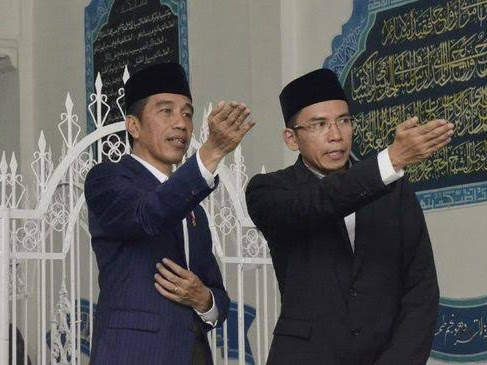 Atmosfer Politik Saat TGB Merapat Ke Jokowi