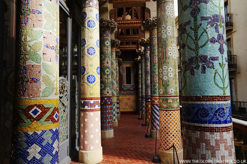 Mosaic pillars at Palau de la Música Catalana