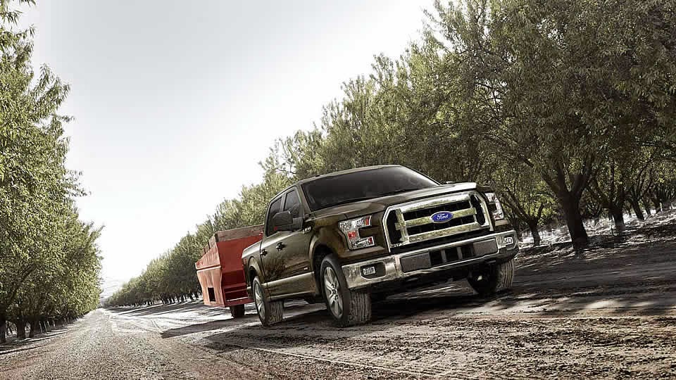 Aluminum 2015 Ford F-150 Loses Weight All Over