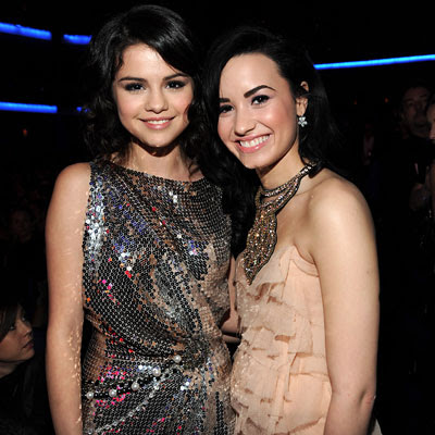 selena gomez and demi lovato and miley. miley cyrus demi lovato selena