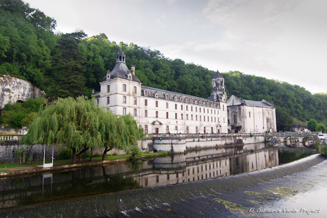 Abadía de Brantôme - Dordoña Perigord por El Guisante Verde Project