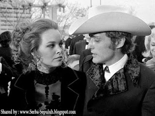 Dennis Hopper and Michelle Phillips