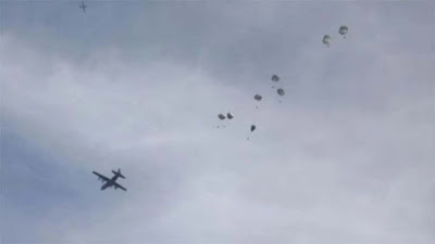 Bantuan Makanan Lewat Udara untuk Warga Gaza Ternyata dari Pesawat Militer Amerika Serikat
