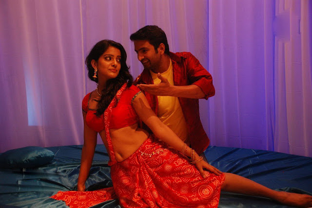 Kanna Laddu Thinna Aasaiya hot tamil movie stills