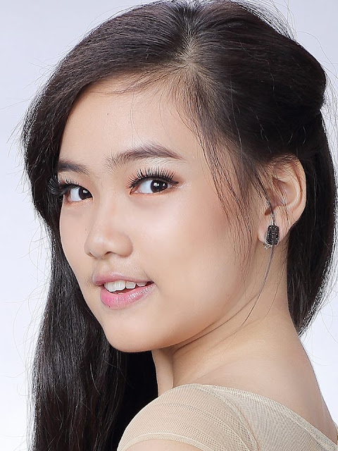 cute actress yoon yoon