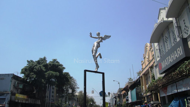 Patung-patung di sepanjang Jalan Malioboro