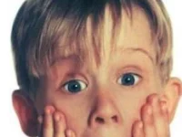 شاهد كيف اصبح بطل فيلم Home Alone  فيلم الكوميدي الشهير