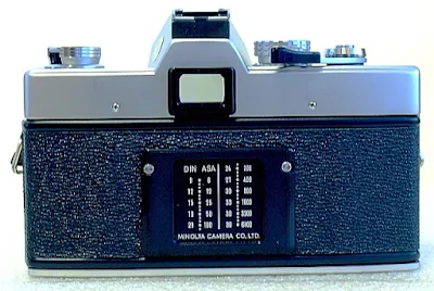 Minolta SRT-101b, Back