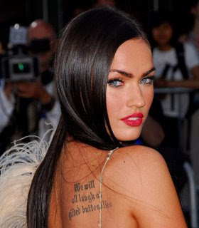 megan+fox+gilded+butterflies+tattoo.jpg