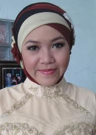 [Image: jilbab+wisuda+12.jpg]