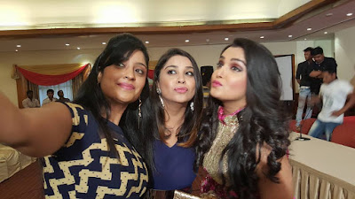 Amrapali Dubey, Pakhi Hegde and Aanara Gupta