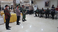 Aplikasi Silacak dan Ina Risk, Kapolri Apresiasi Petugas Tracer dari TNI Polri dan Nakes