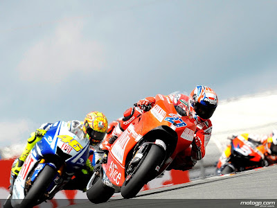  Head to Head Rossi vs Stoner 