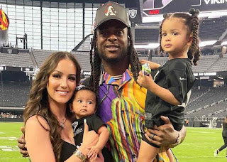Davante Adams With Wife And Kids