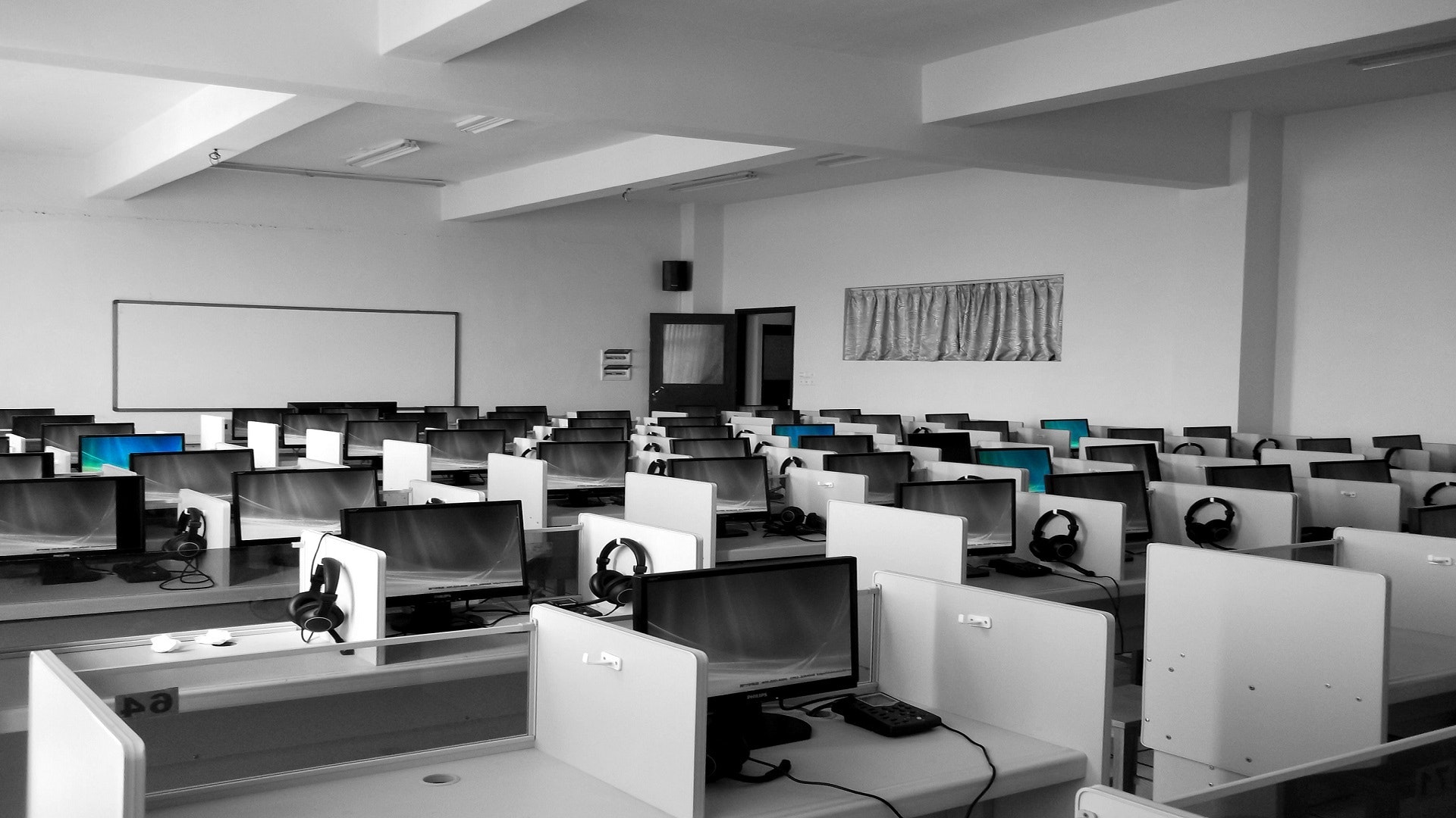 Global_Village_&_The_Information_Technology
