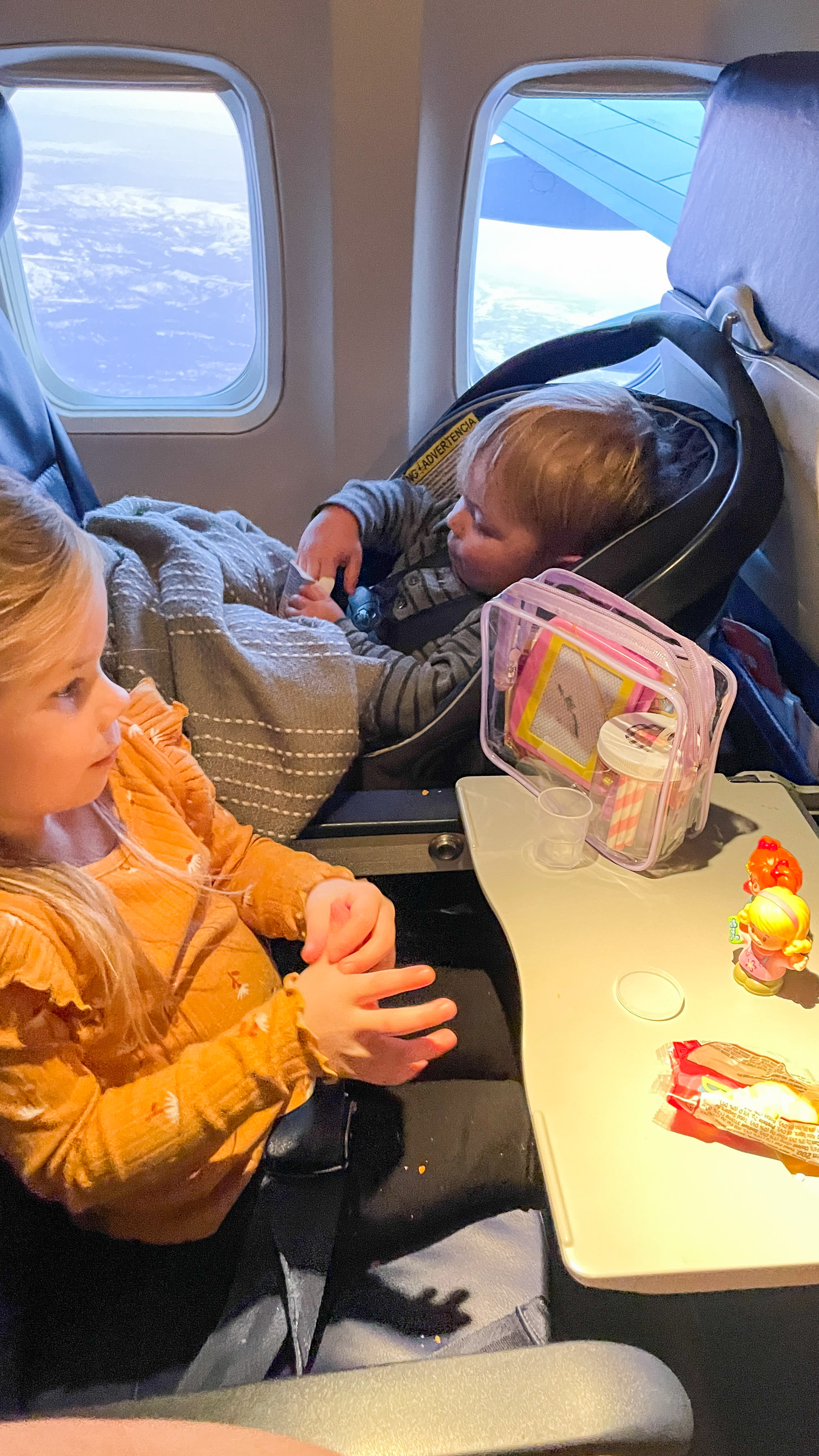 Airplane travel essentials for toddlers to keep them engaged +pass