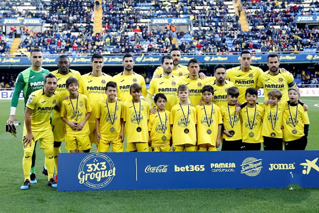 VILLARREAL C. F. Temporada 2018-19. Sergio Asenjo, Toko Ekambi, Gerard Moreno, Álvaro, Manu Trigueros, Iborra, Pablo Fornals, Jaume Costa, Funez Mori y Mario Gaspar; Santi Cazorla. VILLARREAL C. F. 1 (Toko Ekambi) ATHLETIC CLUB DE BILBAO 1 (Jaume Costa p.p.). 20/01/2019. Campeonato de Liga de 1ª División, jornada 20. Villarreal, Castellón, estadio de La Cerámica.