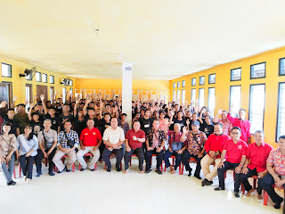Foto Bersama Ketua DPRD Sanggau Jumadi
