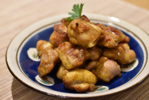 鶏もも肉の唐揚げカレー風味