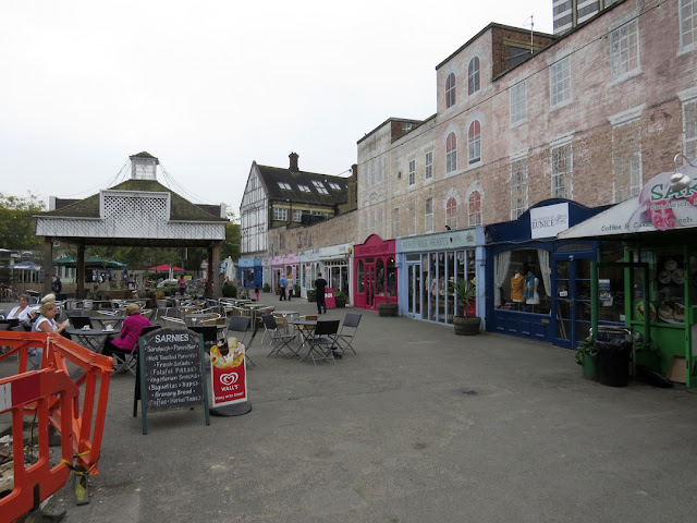 Gabriel's Wharf, South Bank, Southwark, London