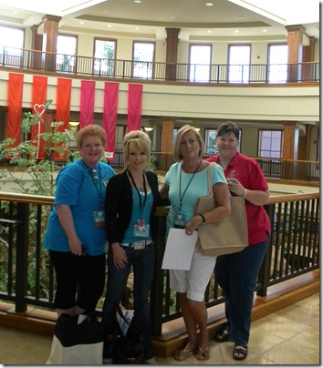 convention 2 048