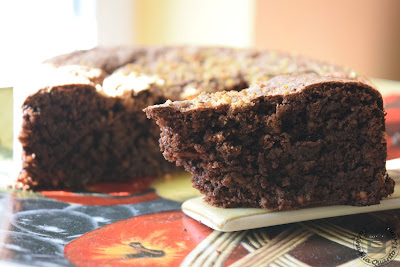 Torta con cioccolato e noci