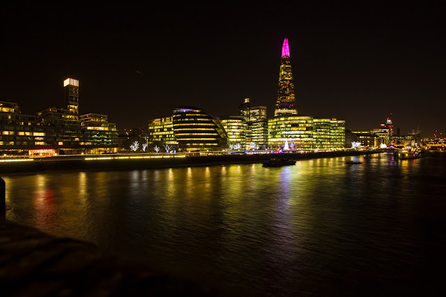 Panorama di Londra di notte