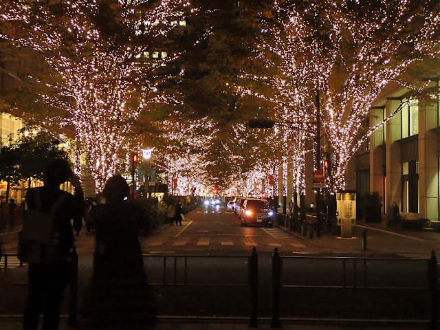 東京駅　イルミネーション