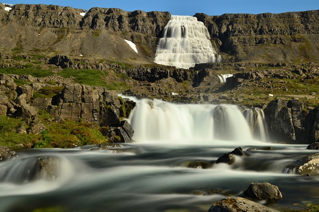 Vodopád Dynjadifoss na Islandu.