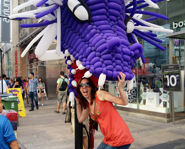 Toronto International BuskerFest 2015, lifestyle, streetperformers, streetart, acts, epilepsy, festival, event. the purple scarf, melanie.ps, ontario, canada, buskers, performers