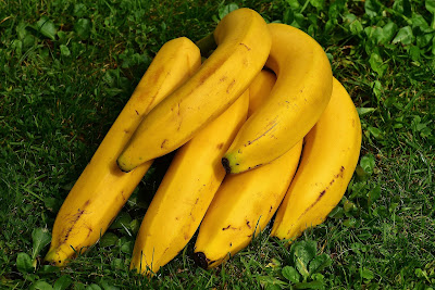 Makan Pisang Kulitnya jangan Dibuang