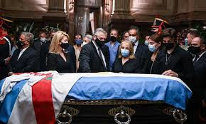  Mantan Presiden Argentina Carlos Menem, Dulu Islam, Masuk Katolik Demi Politik, Meninggal Dikubur di Pemakaman Islam