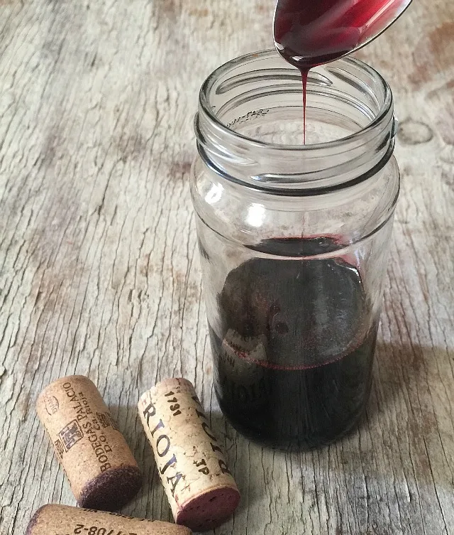 Cómo hacer reducción de vino tinto