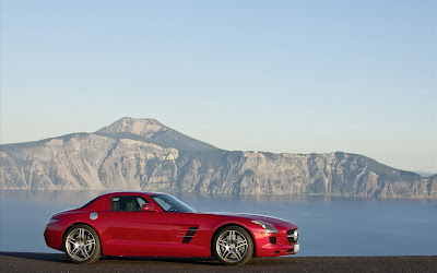  2011 Mercedes SLS AMG Wallpaper