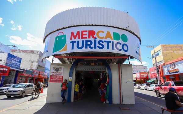 Mercado Turístico é boa opção de compras para festas juninas em Petrolina  (PE)